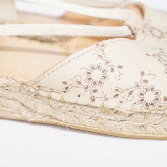 BernieĀ MevāBeige/KhakiāEspadrille Closed-Toe Sandals, Sizeā40 - Picture 5 of 8